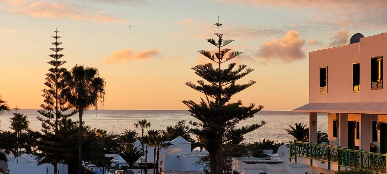 Casahost Bastian Boutique II Seaview Lägenhet Costa Teguise Exteriör bild