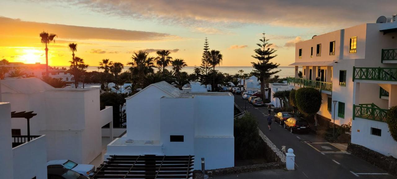 Casahost Bastian Boutique II Seaview Lägenhet Costa Teguise Exteriör bild