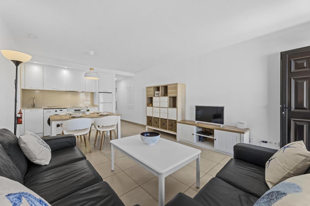Casahost Bastian Boutique II Seaview Lägenhet Costa Teguise Exteriör bild